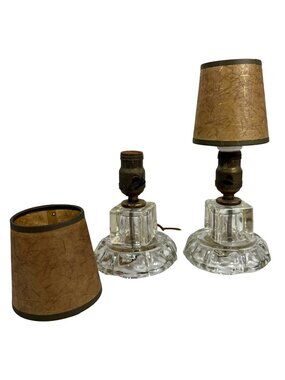 Vintage MCM Pair Clear Glass Table Nightstand Lamps Textured Shades USA Eagle